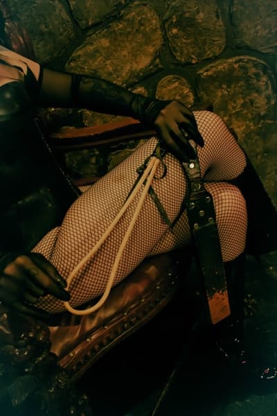 Background picture of Sarah Moon