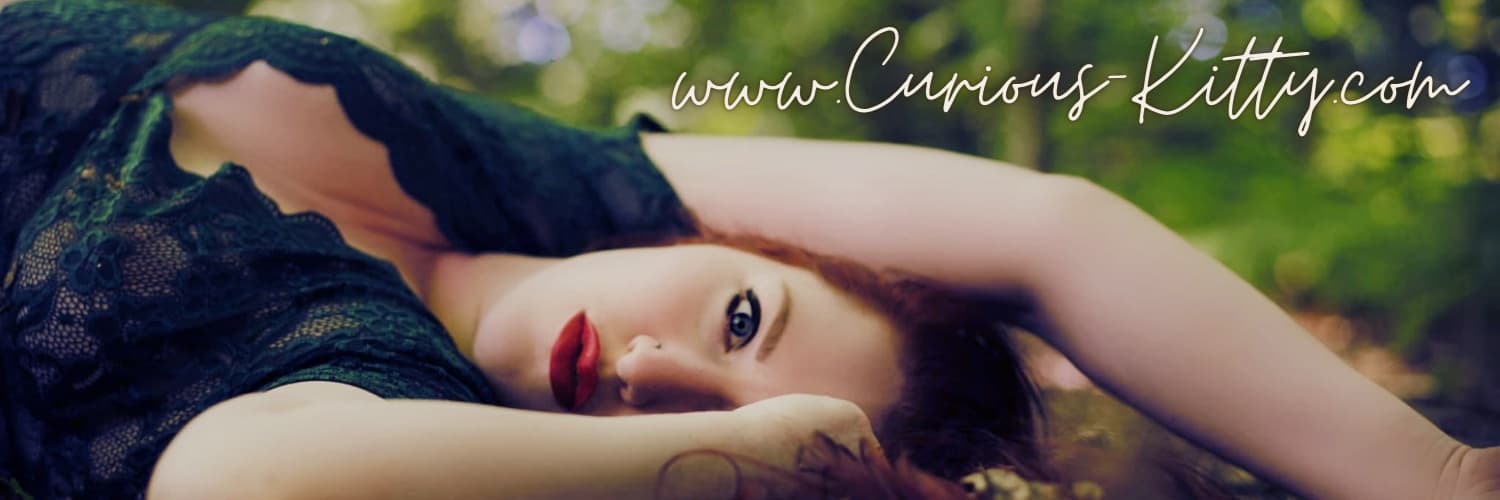 Background picture of CuriousKitty345