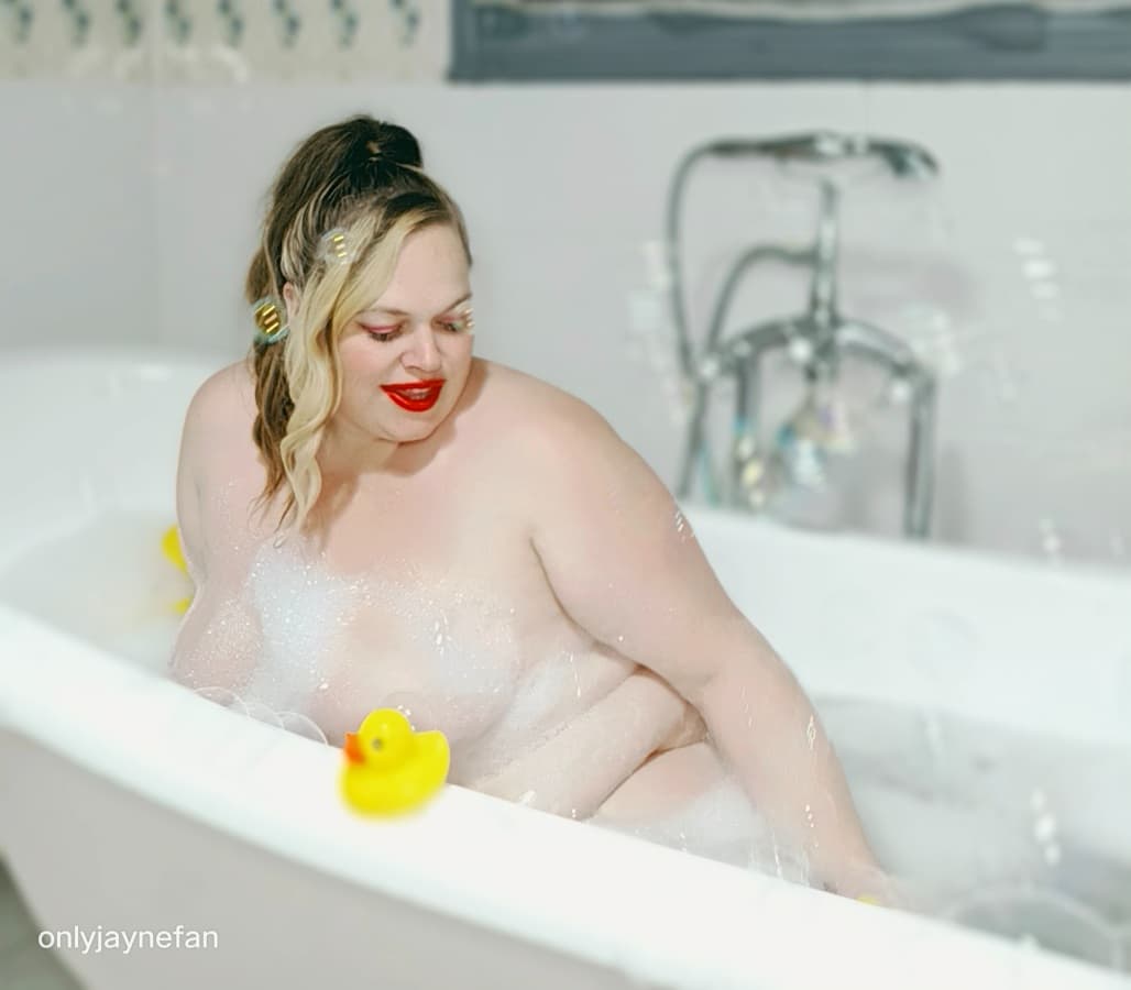 Background picture of Sunny Jayne