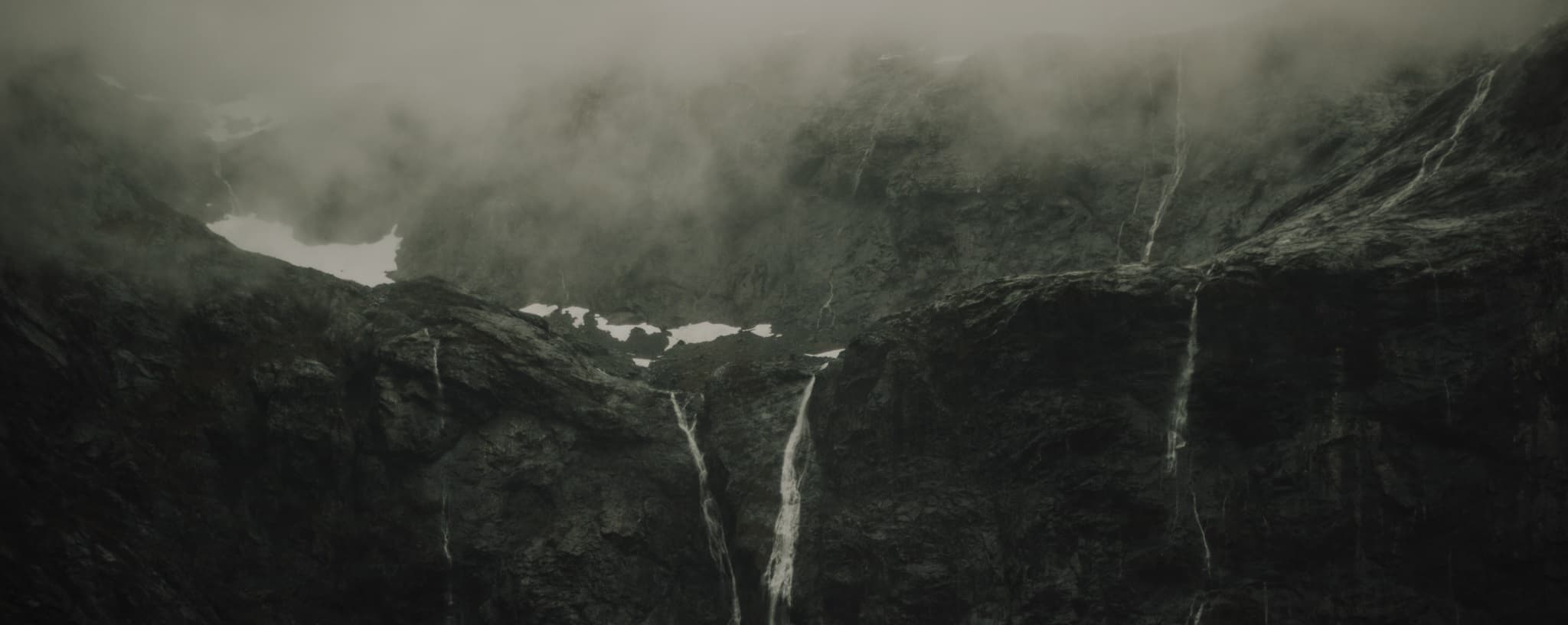 Background picture of fearfiction