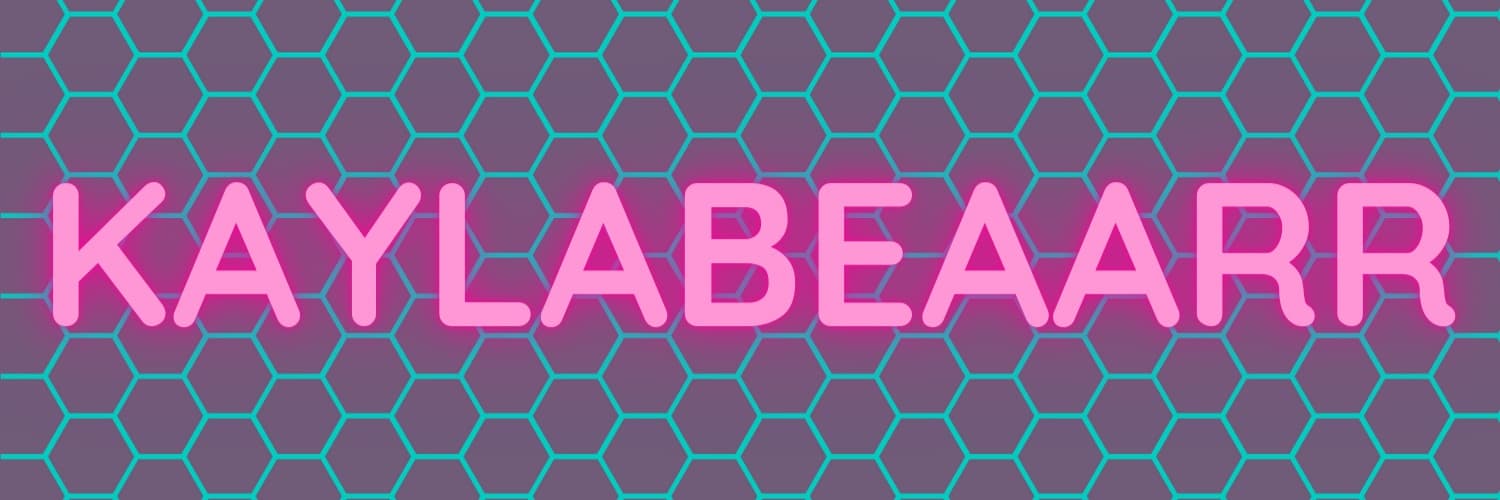 Background picture of KaylaBeaarr