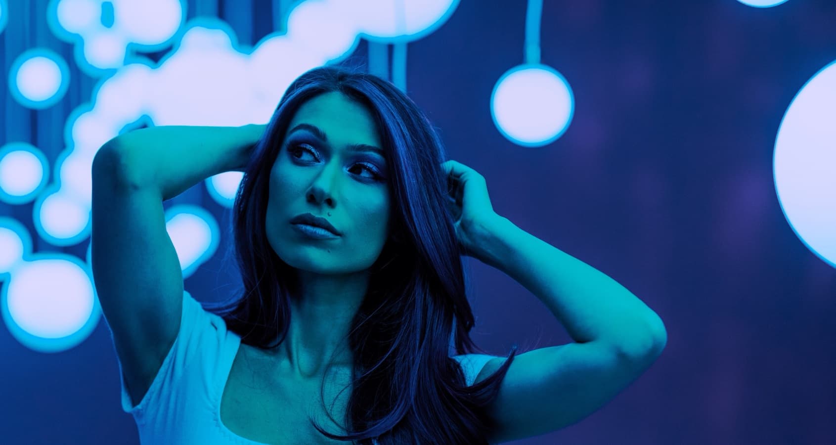 Background picture of Julie