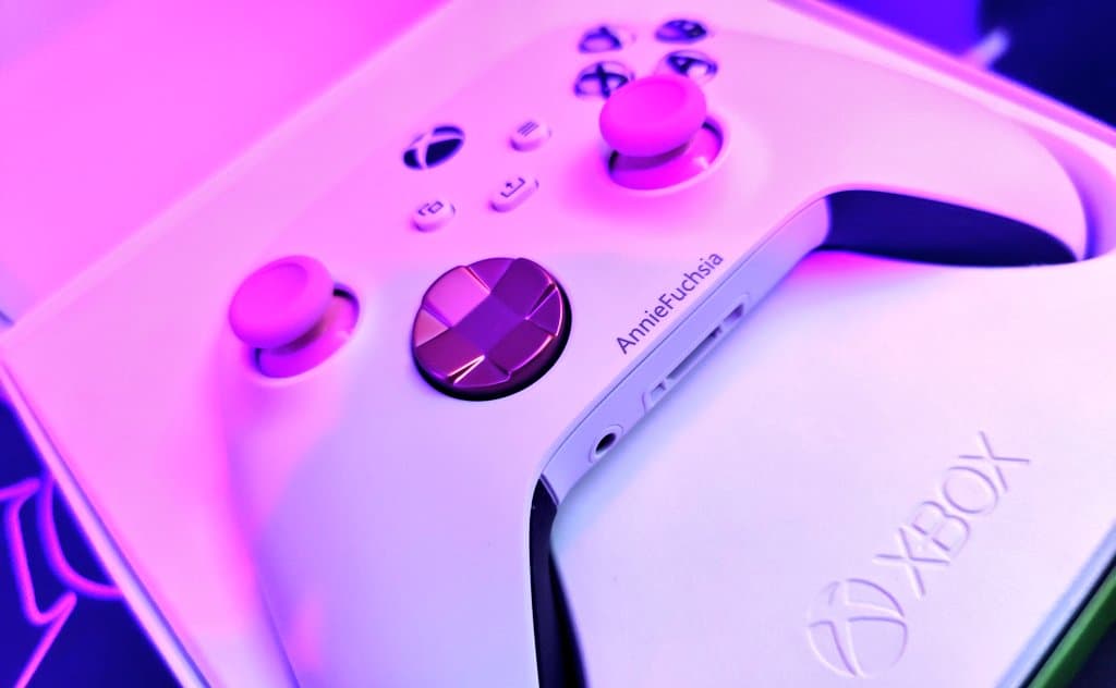 Background picture of AnnieFuchsia