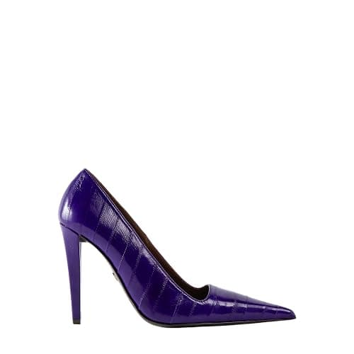 Shoes and Beauty
